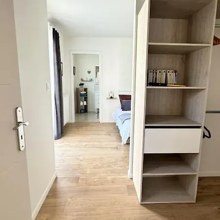 Holiday home La Maison Bleue - Plain-pied Proche Plages Et Caen *