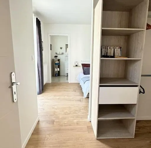 Semesterbostad La Maison Bleue - Plain-pied Proche Plages Et Caen *